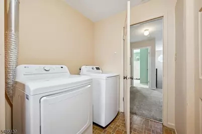 17 Coachlight Dr #17, Chatham Township, NJ 07928 - Photo 15