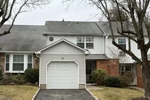 17 Coachlight Dr, Chatham Township, NJ 07928 - Photo 1