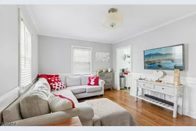 7 Colin Kelly St, Cranford Township, NJ 07016 - Photo 3