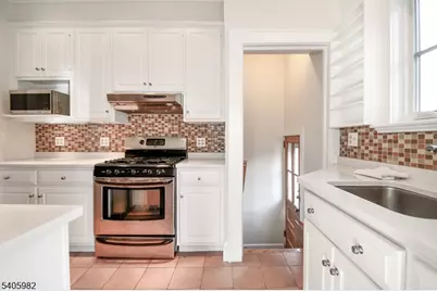 133 Pine Grove Ave, Summit, NJ 07901 - Photo 3