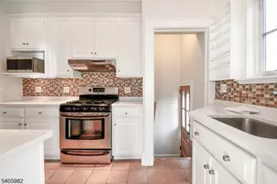 133 Pine Grove Ave, Summit, NJ 07901 - Photo 3