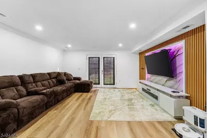 705 Taft Ave, North Plainfield, NJ 07063 - Photo 3