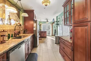 414 Martin St, Roselle, NJ 07203 - Photo 5