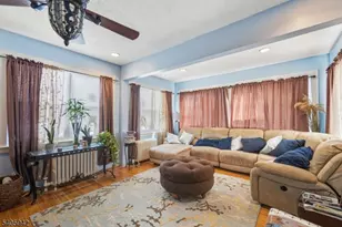 414 Martin St, Roselle, NJ 07203 - Photo 3