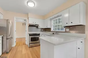 267 E Cedar St, Livingston, NJ 07039 - Photo 9