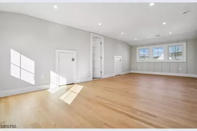 8 Willow St, Millburn, NJ 07041 - Photo 19