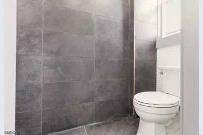 41 Girard Pl, Newark, NJ 07108 - Photo 13