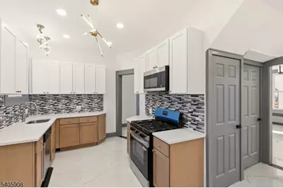 41 Girard Pl, Newark, NJ 07108 - Photo 19