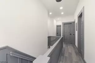 41 Girard Pl, Newark, NJ 07108 - Photo 21