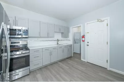 65 Grove St 1st Floor, Bloomfield, NJ 07003 - Photo 11