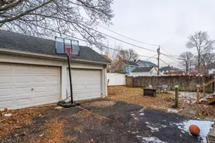 61 Keer Ave, Newark, NJ 07112 - Photo 23