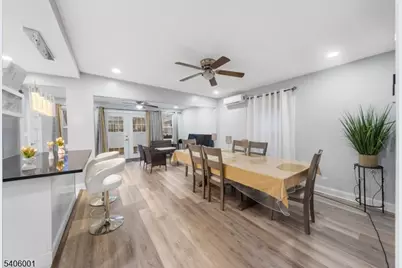 61 Keer Ave, Newark, NJ 07112 - Photo 5