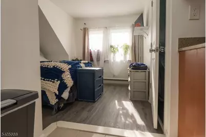 10 Glennon Pl, West Orange Township, NJ 07052 - Photo 15