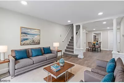 310 York St, Burlington, NJ 08016 - Photo 1