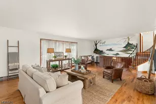 18 Valley Dr W, Vernon, NJ 07418 - Photo 3