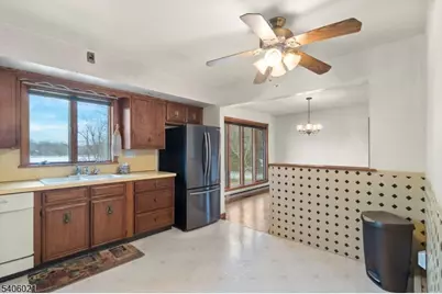 18 Valley Dr W, Vernon, NJ 07418 - Photo 31