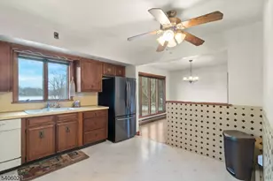 18 Valley Dr W, Vernon, NJ 07418 - Photo 31