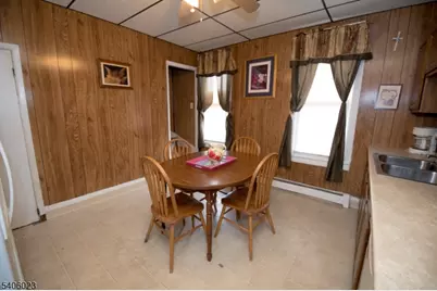 246 Washington St, Phillipsburg, NJ 08865 - Photo 9