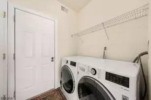 4 Forest Hill Ct, Hanover Township, NJ 07981 - Photo 27