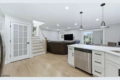 15 Rector Ave, Woodbridge Township, NJ 07095 - Photo 11