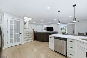 15 Rector Ave, Woodbridge Township, NJ 07095 - Photo 11