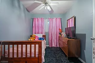 1094 Avenue C, Bayonne, NJ 07002 - Photo 5