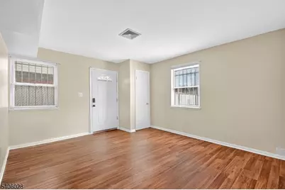 87 Merseles St #1, Jersey City, NJ 07302 - Photo 3