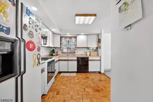 87 Merseles St, Jersey City, NJ 07302 - Photo 9