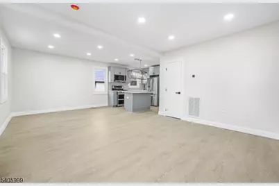 16 Grey Rock Ave, Little Falls Township, NJ 07424 - Photo 5