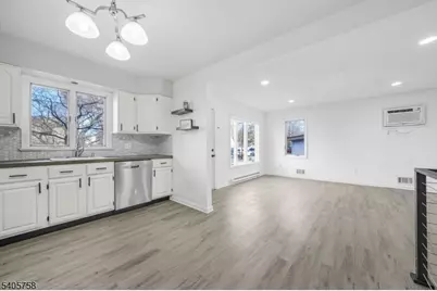 12 Carlson Pl, Parsippany, NJ 07034 - Photo 5