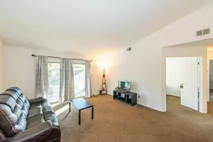 7 Drake Ln, Roxbury Township, NJ 07852 - Photo 5