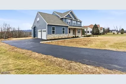 105 Junction Rd, Hampton Boro, NJ 08827 - Photo 3