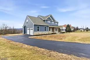 105 Junction Rd, Hampton Boro, NJ 08827 - Photo 3