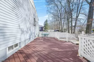 12 Carlson Pl, Parsippany, NJ 07034 - Photo 15