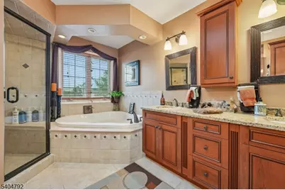 13 Crestmont Dr, Hillsborough Township, NJ 08844 - Photo 25