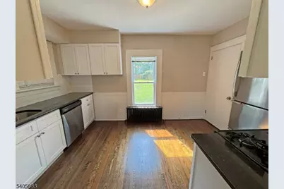 235 Plainfield Ave, Berkeley Heights Township, NJ 07922 - Photo 11