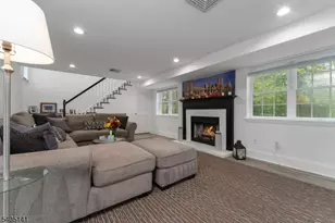 173 W Oak St, Bernards Township, NJ 07920 - Photo 25