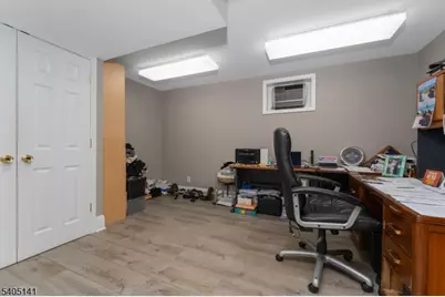 173 W Oak St, Bernards Township, NJ 07920 - Photo 23