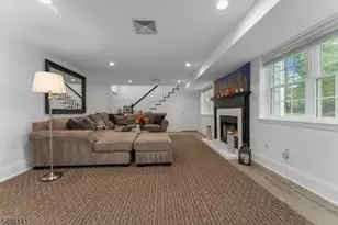 173 W Oak St, Bernards Township, NJ 07920 - Photo 25