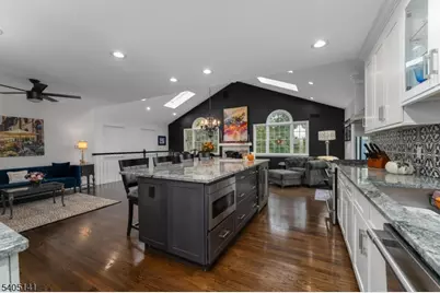 173 W Oak St, Bernards Township, NJ 07920 - Photo 7