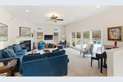 118 Apgar Way, Bethlehem Township, NJ 08802 - Photo 9