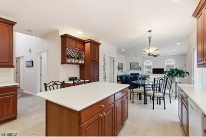 118 Apgar Way, Bethlehem Township, NJ 08802 - Photo 5