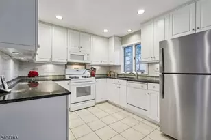 188 E Mt Pleasant Ave, Livingston, NJ 07039 - Photo 9