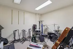 188 E Mt Pleasant Ave, Livingston, NJ 07039 - Photo 23