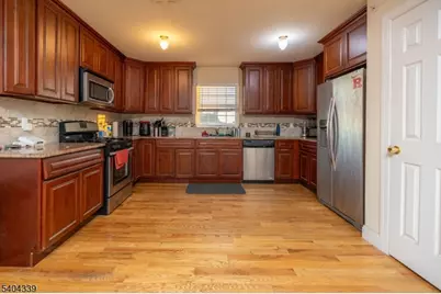 307 Pearl St, Elizabeth, NJ 07202 - Photo 5