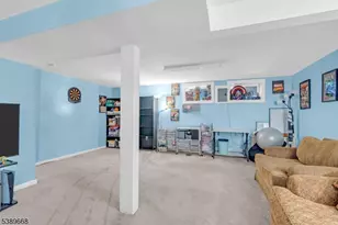 136 Stedwick Dr, Mount Olive, NJ 07828 - Photo 15