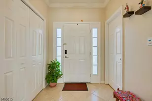 9 Magellan Way, Franklin Township, NJ 08823 - Photo 5