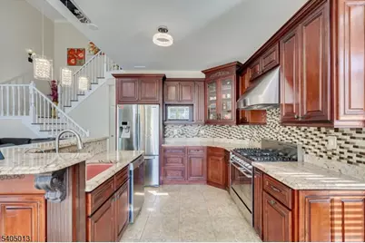 9 Magellan Way, Franklin Township, NJ 08823 - Photo 13