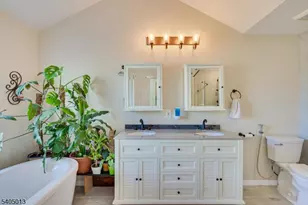 9 Magellan Way, Franklin Township, NJ 08823 - Photo 29