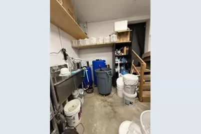 351 Clay Ave W, Roselle Park, NJ 07204 - Photo 9